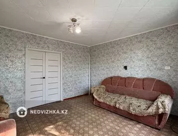 2-комнатная квартира, этаж 2 из 10, 54 м²