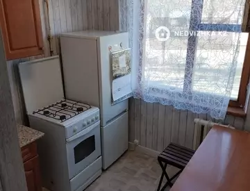 2-комнатная квартира, этаж 2 из 5, 45 м², на длительный срок