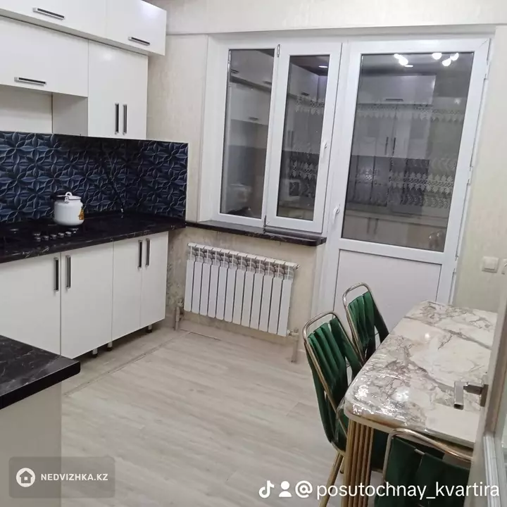 44 м², 1-комнатная квартира, этаж 1 из 10, 44 м², посуточно, изображение - 1