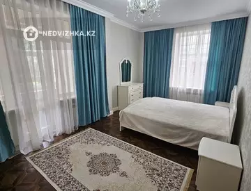 3-комнатная квартира, этаж 2 из 6, 100 м²