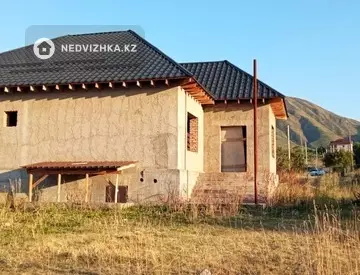 5-комнатный дом, 7 соток, 150 м²