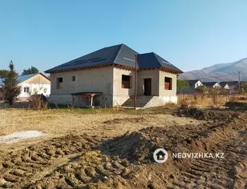 5-комнатный дом, 7 соток, 150 м²