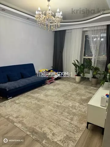 3-комнатная квартира, этаж 3 из 19, 90 м²