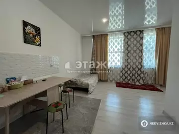 1-комнатная квартира, этаж 2 из 12, 51 м²