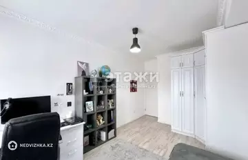 4-комнатная квартира, этаж 10 из 16, 109 м²