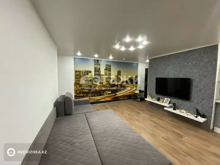 54.4 м², 3-комнатная квартира, этаж 5 из 5, 54 м², изображение - 1