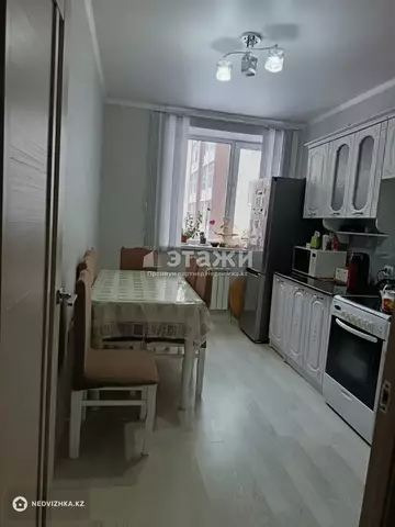 2-комнатная квартира, этаж 3 из 9, 55 м²