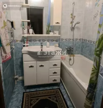 4-комнатная квартира, этаж 5 из 12, 138 м²