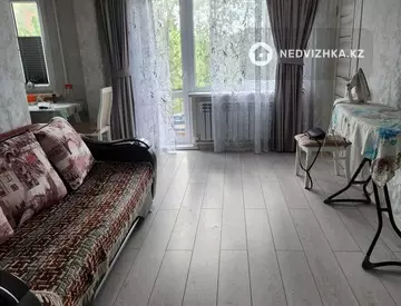 3-комнатная квартира, этаж 3 из 5, 51 м², на длительный срок