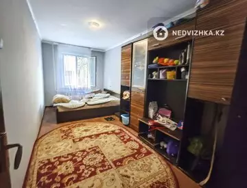 2-комнатная квартира, этаж 3 из 5, 45 м²
