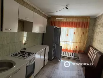 4-комнатный дом, 6 соток, 77 м²