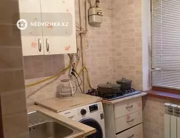 2-комнатная квартира, этаж 1 из 5, 43 м², на длительный срок