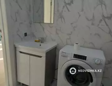 1-комнатная квартира, этаж 7 из 10, 40 м², на длительный срок