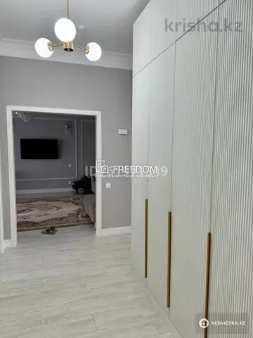 3-комнатная квартира, этаж 2 из 16, 95 м²