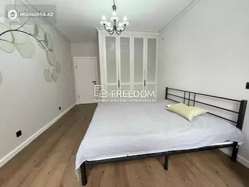 3-комнатная квартира, этаж 4 из 9, 93 м²