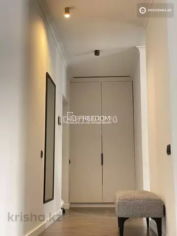 3-комнатная квартира, этаж 4 из 9, 93 м²