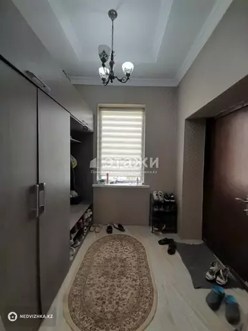6-комнатный дом, 10 соток, 260 м²