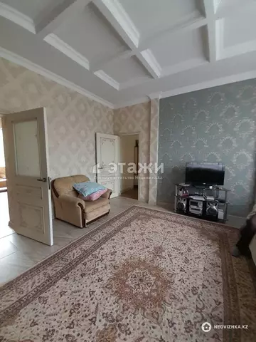 6-комнатный дом, 10 соток, 260 м²