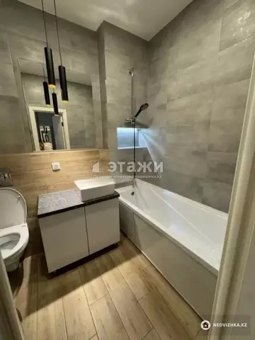 1-комнатная квартира, этаж 4 из 12, 39 м²