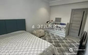 2-комнатная квартира, этаж 3 из 7, 64 м²