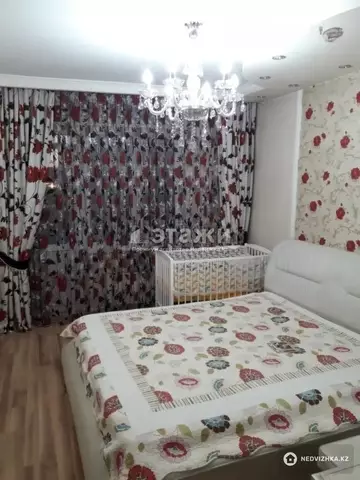 2-комнатная квартира, этаж 4 из 6, 65 м²