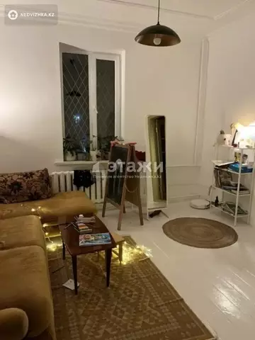 2-комнатная квартира, этаж 1 из 2, 48 м²