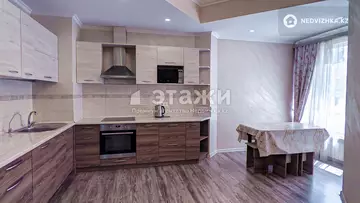 3-комнатная квартира, этаж 5 из 6, 120 м², на длительный срок