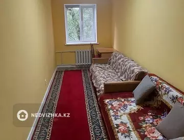 3-комнатная квартира, этаж 3 из 4, 60 м², на длительный срок