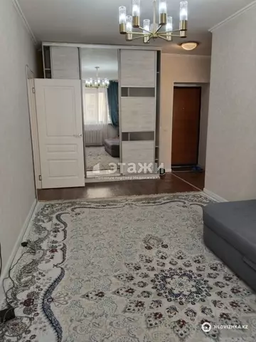 2-комнатная квартира, этаж 3 из 5, 66 м²