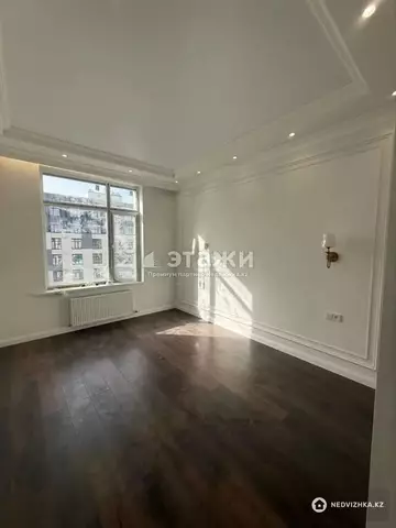 3-комнатная квартира, этаж 15 из 17, 90 м²