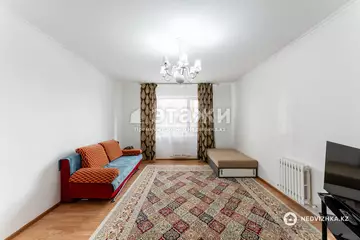 2-комнатная квартира, этаж 11 из 18, 76 м²