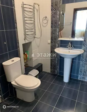 3-комнатная квартира, этаж 14 из 19, 125 м²