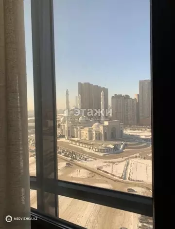 3-комнатная квартира, этаж 14 из 19, 125 м²