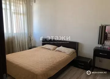 3-комнатная квартира, этаж 14 из 19, 125 м²
