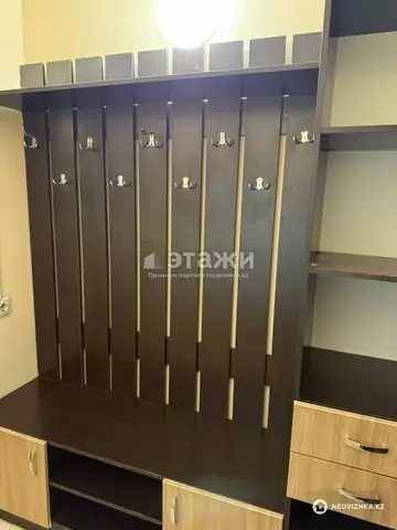 2-комнатная квартира, этаж 4 из 6, 58 м²