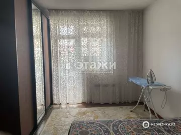 2-комнатная квартира, этаж 9 из 10, 50 м²