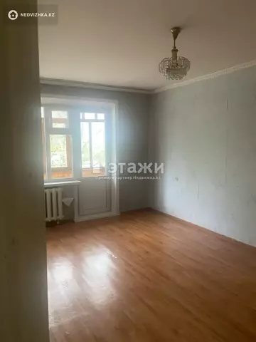 1-комнатная квартира, этаж 3 из 5, 30 м²