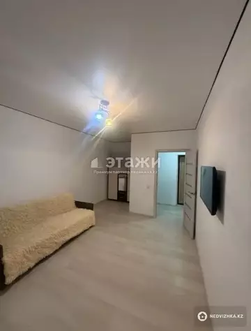 1-комнатная квартира, этаж 4 из 8, 38 м²
