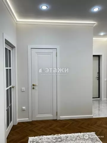 2-комнатная квартира, этаж 10 из 13, 62 м²