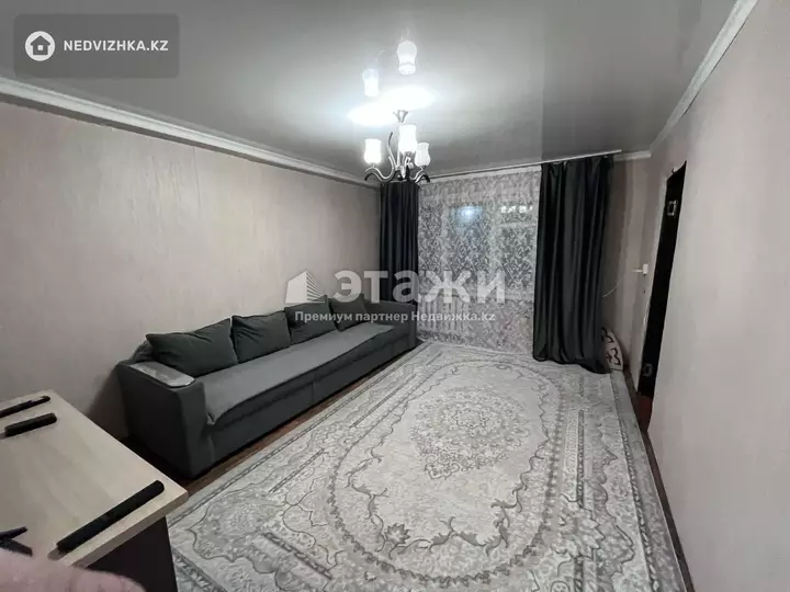 60 м², 3-комнатная квартира, этаж 1 из 5, 60 м², изображение - 1