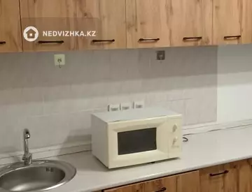 2-комнатная квартира, этаж 7 из 12, 58 м², на длительный срок