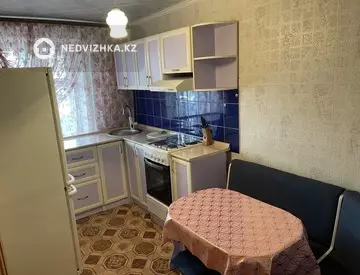 2-комнатная квартира, этаж 2 из 3, 48 м², на длительный срок
