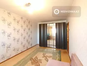 2-комнатная квартира, этаж 3 из 9, 52 м²