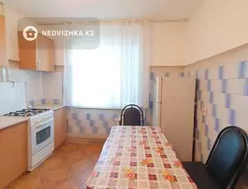 2-комнатная квартира, этаж 3 из 9, 52 м²