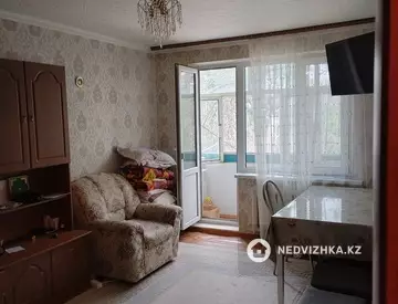 2-комнатная квартира, этаж 4 из 5, 45 м²