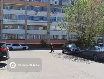 1-комнатная квартира, этаж 2 из 5, 38 м²