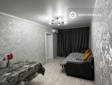 3-комнатная квартира, этаж 3 из 4, 56 м²