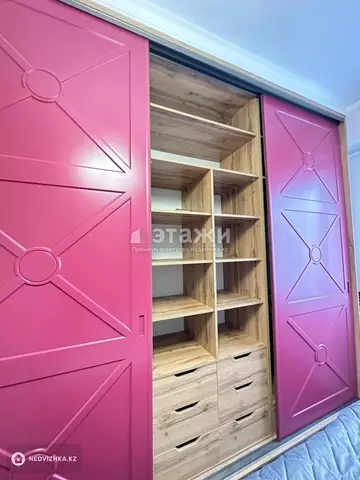 2-комнатная квартира, этаж 12 из 13, 55 м²