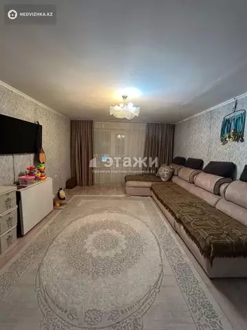 3-комнатная квартира, этаж 4 из 5, 68 м²
