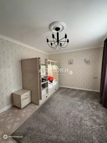 3-комнатная квартира, этаж 12 из 12, 105 м²